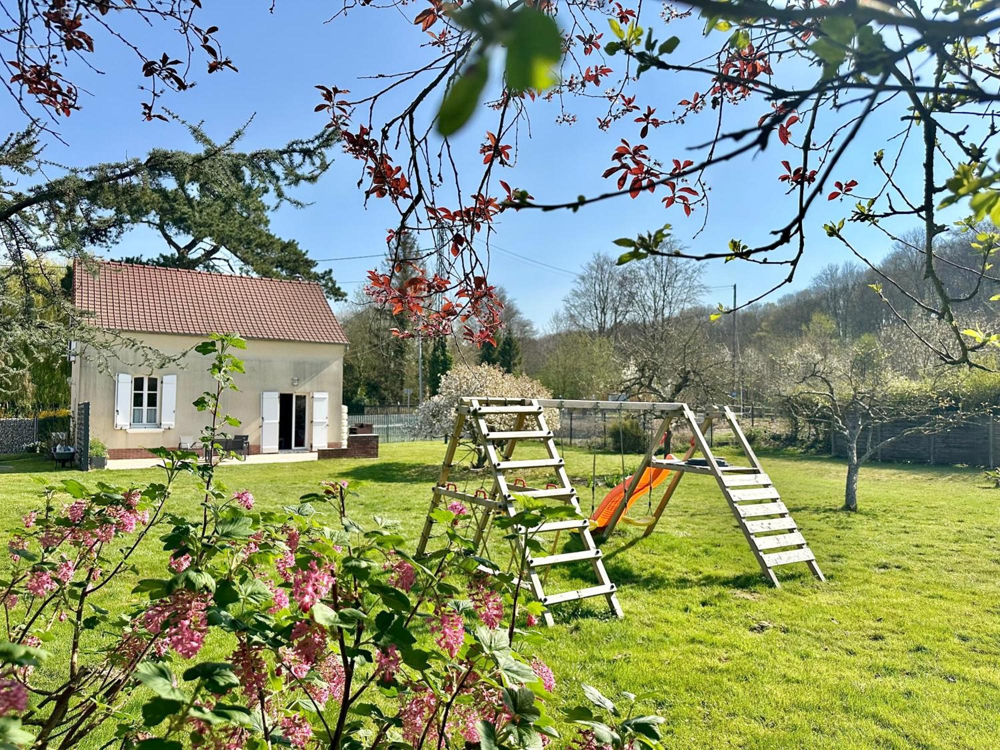 Le Gite D'En Bas Quesnoy-le-Montant Eksteriør bilde